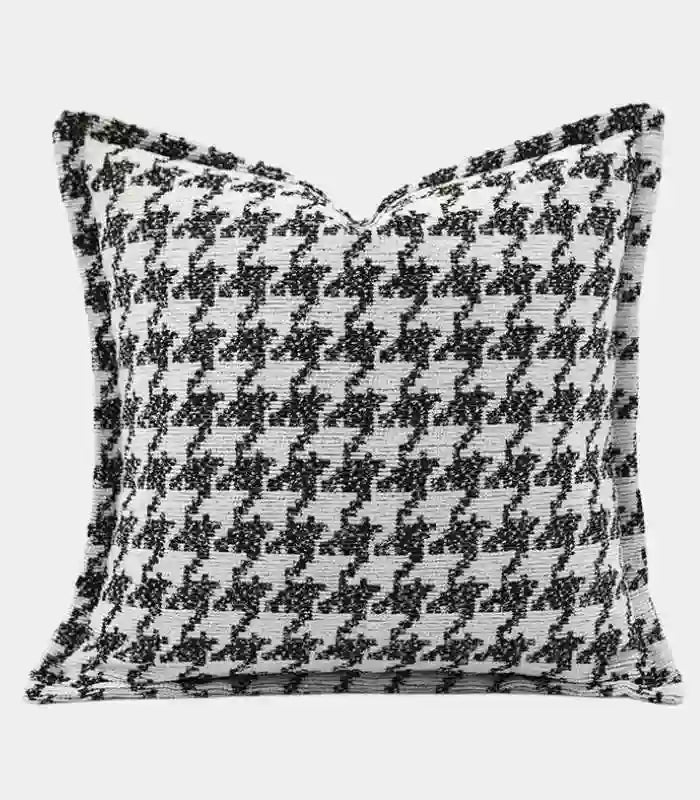 1008 Heritage Houndstooth Cushion Cover – Classic Woven Pattern 45 x 45 cm