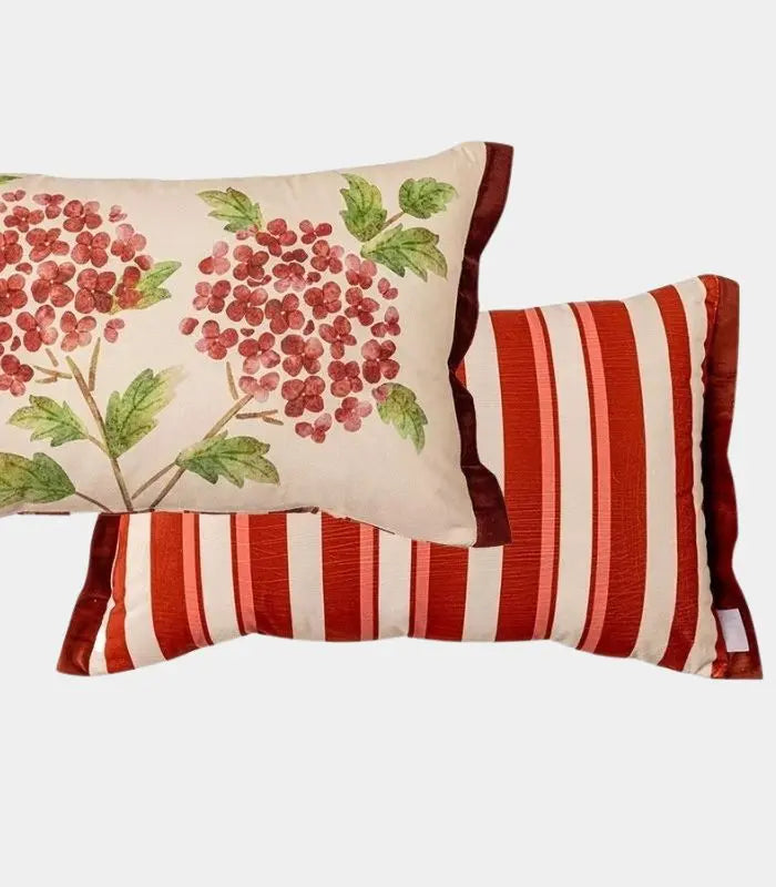 1057 Vintage Botanical Cushion Cover – Reversible Floral Print with Border Trim