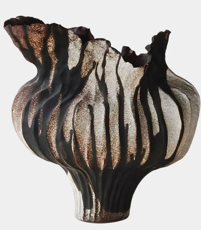 1229 Callista Ceramic Vase – Handcrafted Sculptural Design Black & Sand Large 34cm