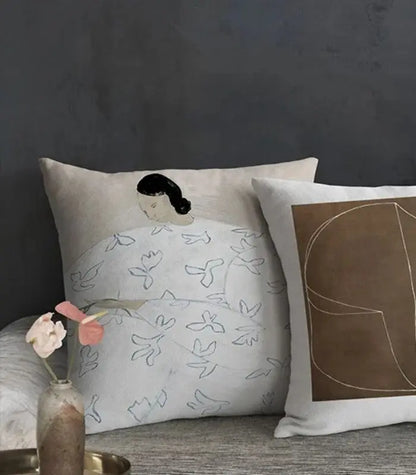 1032 Art-Inspired Cushion Cover – Abstract Figure with Leaf Pattern