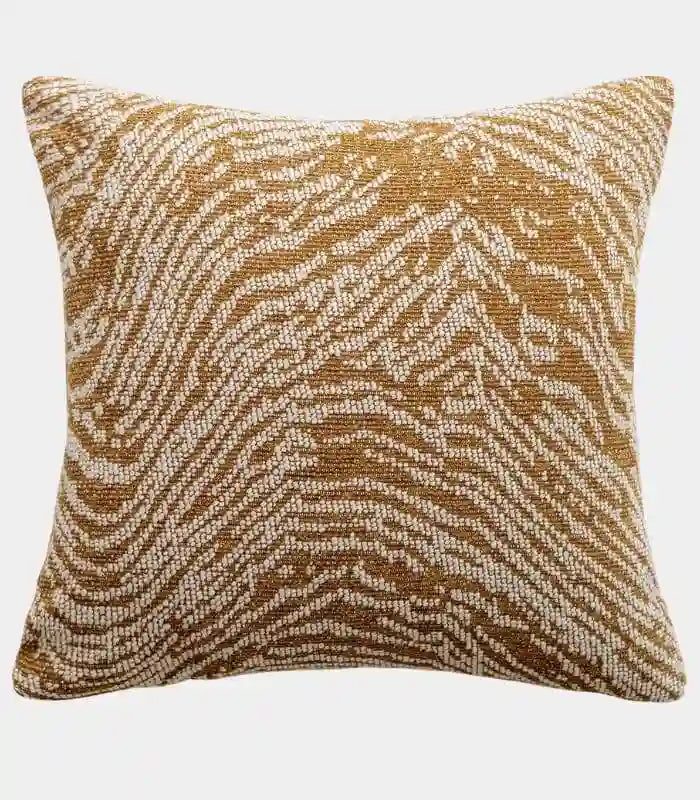 1018 Sahara Waves – Geometric Jacquard Cushion Cover 45x45 cm