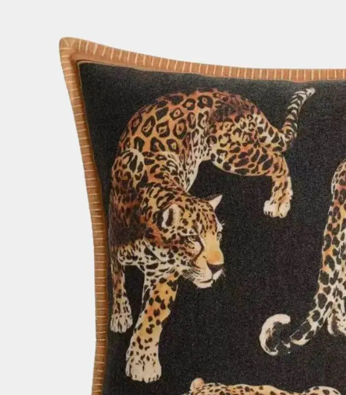 1029 Serengeti Decorative Cushion Cover – Leopard Wildlife Design 45x45 cm (18 in)