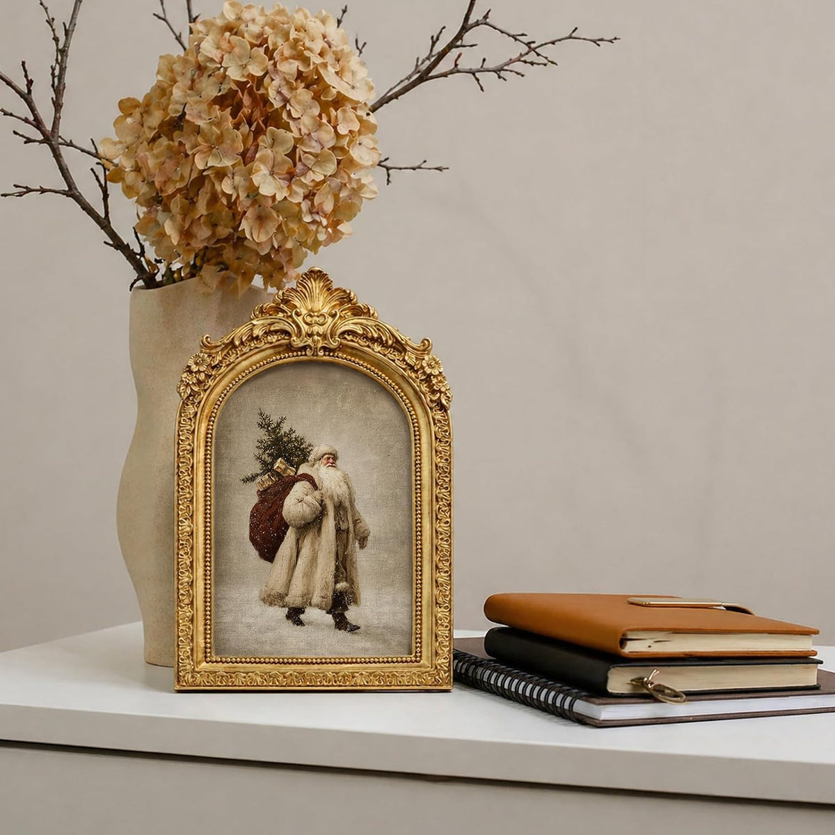Vintage Santa Arched Frame, 6x9