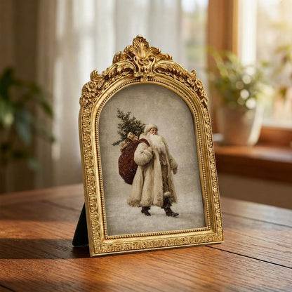 Vintage Santa Arched Frame, 6x9