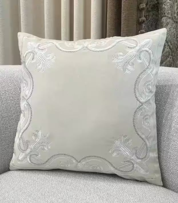 1019 Baroque Embroidered Velvet Cushion Cover - Metallic Thread Border Design - 45x45cm (18x8) - Decorative Throw Pillow Cases