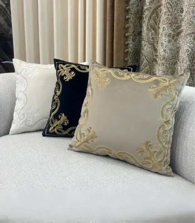 1019 Baroque Embroidered Velvet Cushion Cover - Metallic Thread Border Design - 45x45cm (18x8) - Decorative Throw Pillow Cases