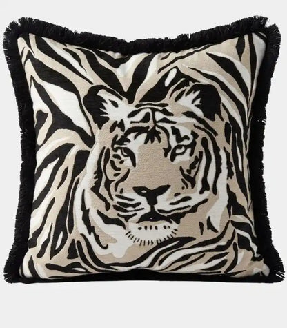 1054 Nocturne Woven Cushion Cover – Tiger Portrait Design in Black and White 45 x 45 cm