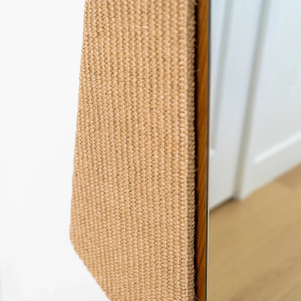 Axis Scratcher