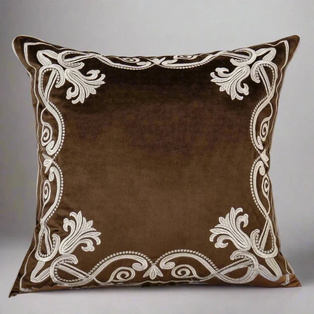 1188 Baroque Embroidered Pillow Cover