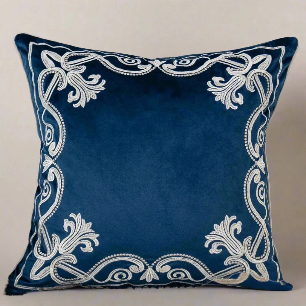 1188 Baroque Embroidered Pillow Cover