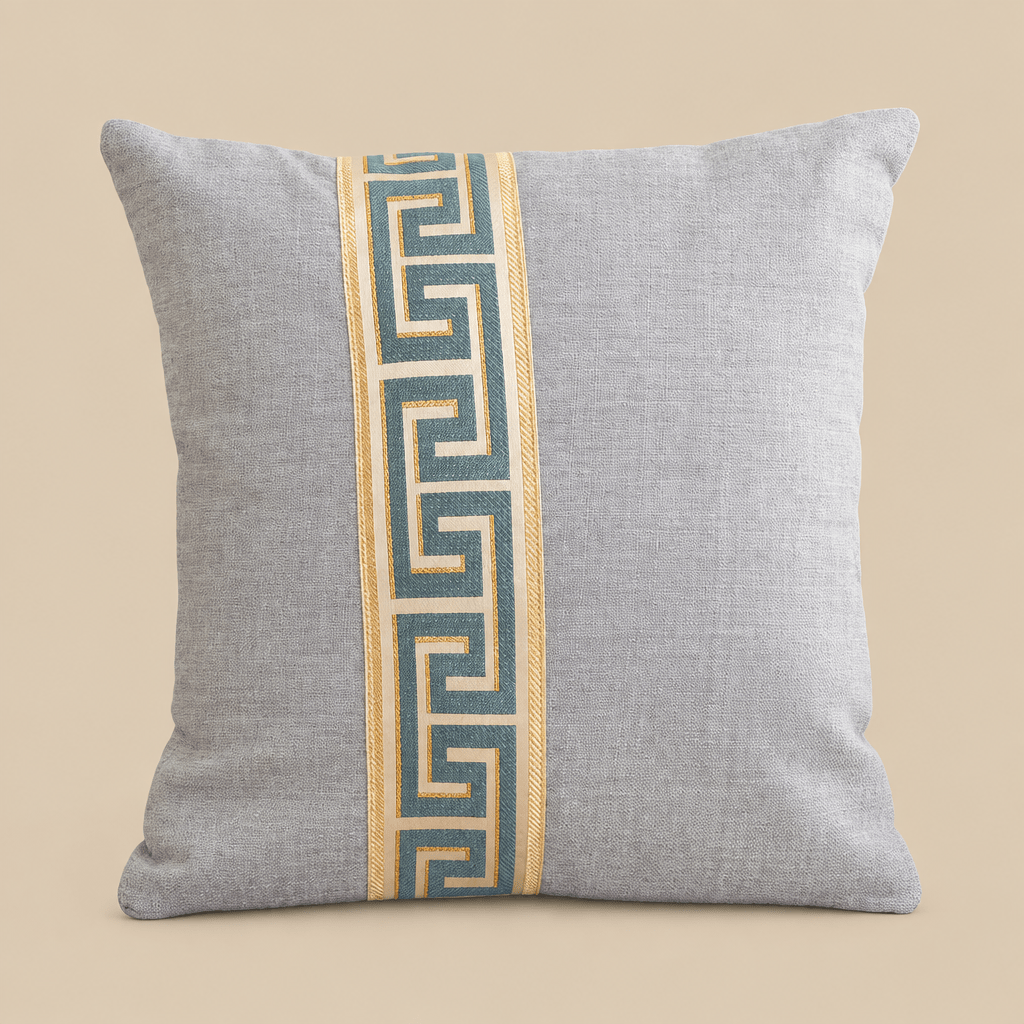 1081 Château Charm Pillow Cover