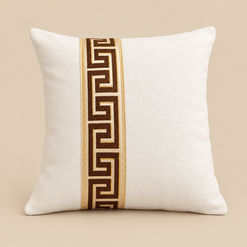 1081 Château Charm Pillow Cover