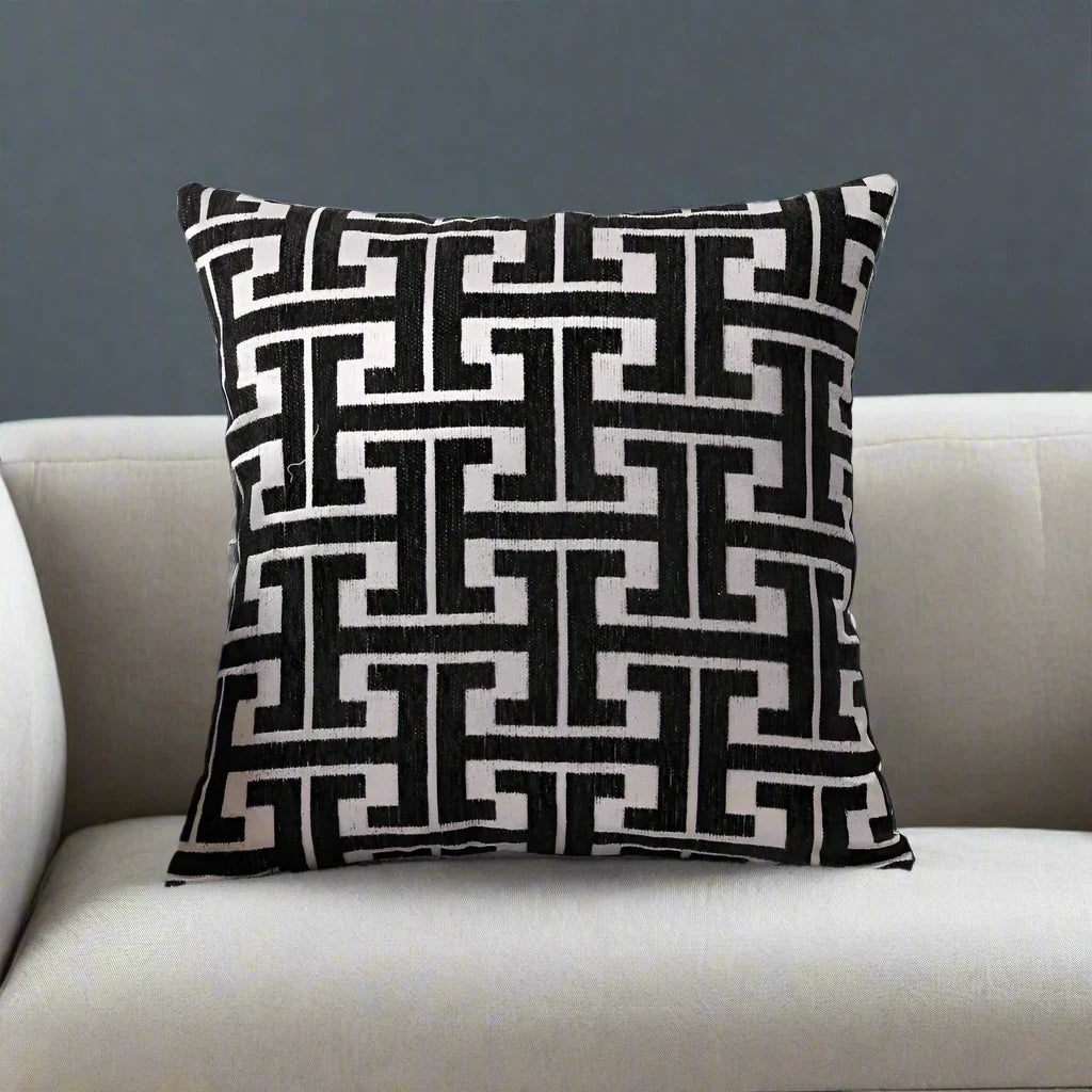 1199 Versailles Luxury Pillow Cover