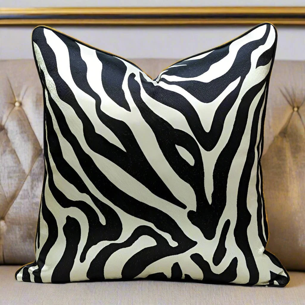 1139 Zebra Lavish Pillow Covers