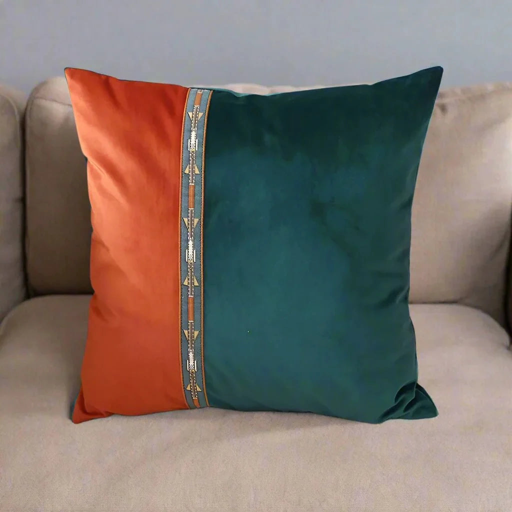 1189 Gallant Stride Pillow Cover