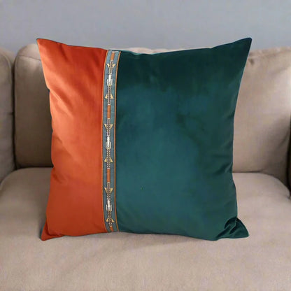 1189 Gallant Stride Pillow Cover