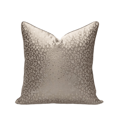 1140 Leopard Elegance Pillow Covers