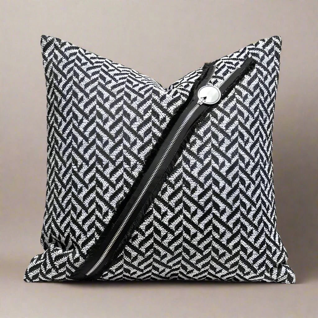 1159 Mimi Modern Pillow Cover