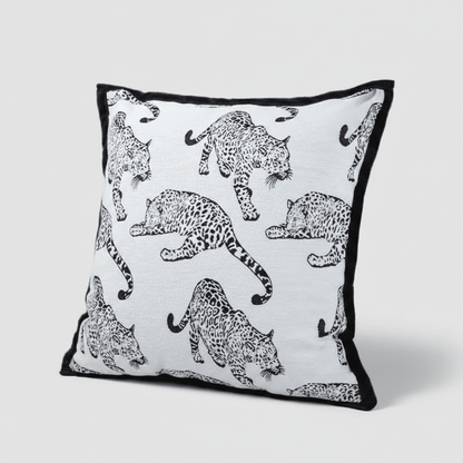 1098 Panthera Jacquard Pillow Cover