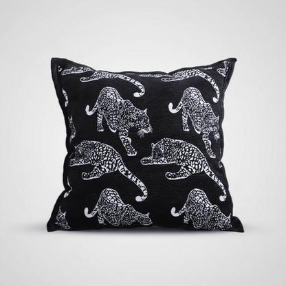 1098 Panthera Jacquard Pillow Cover