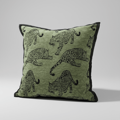 1098 Panthera Jacquard Pillow Cover