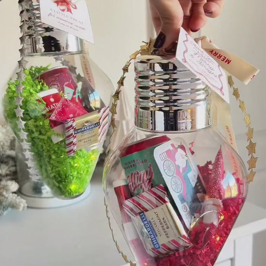 Filling a clear bulb fillable ornament