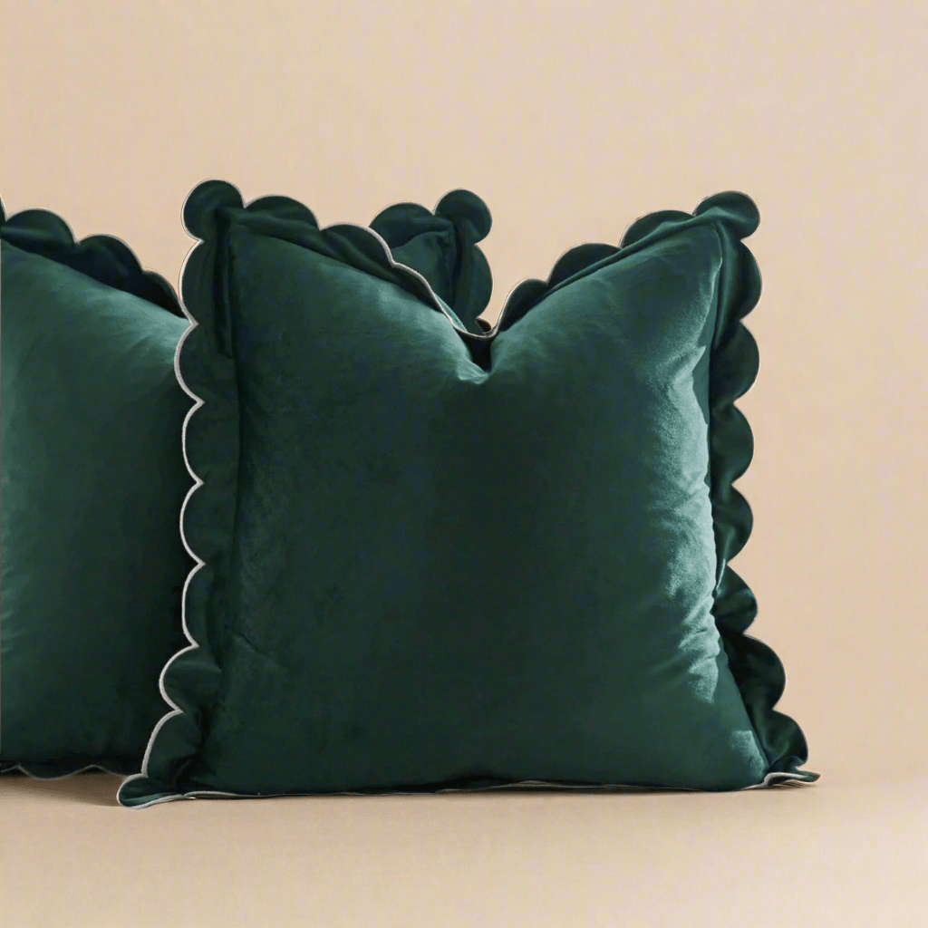 1129 Scalloped Velvet Pillow Cover